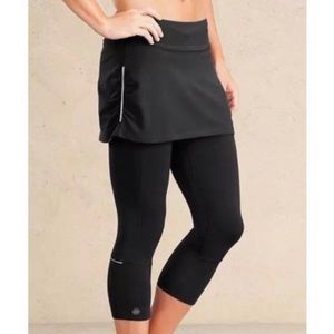 ATHLETA 2-in-1 contender capri leggings and skirt
